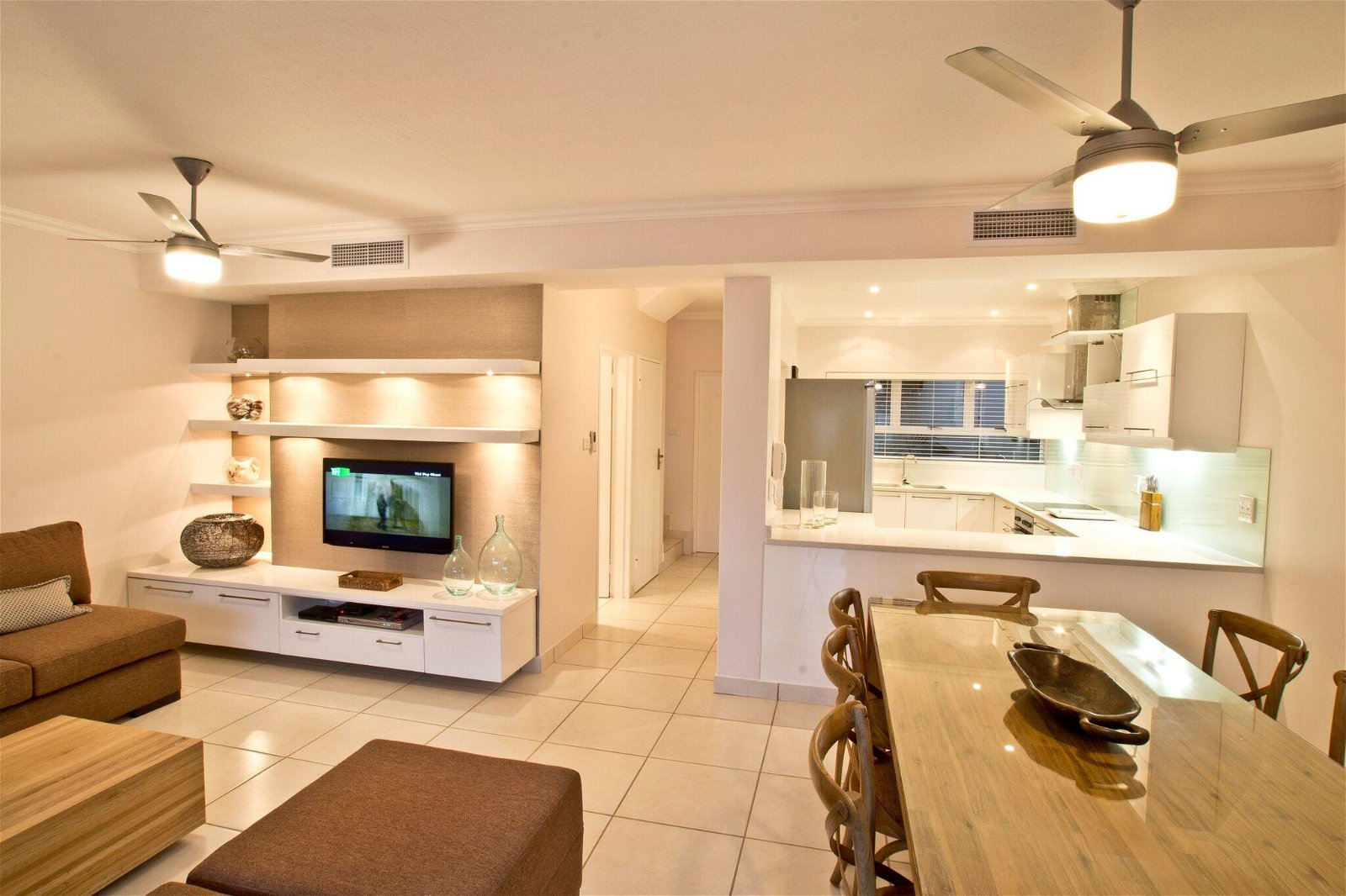 D3 Sea Lodge image 2