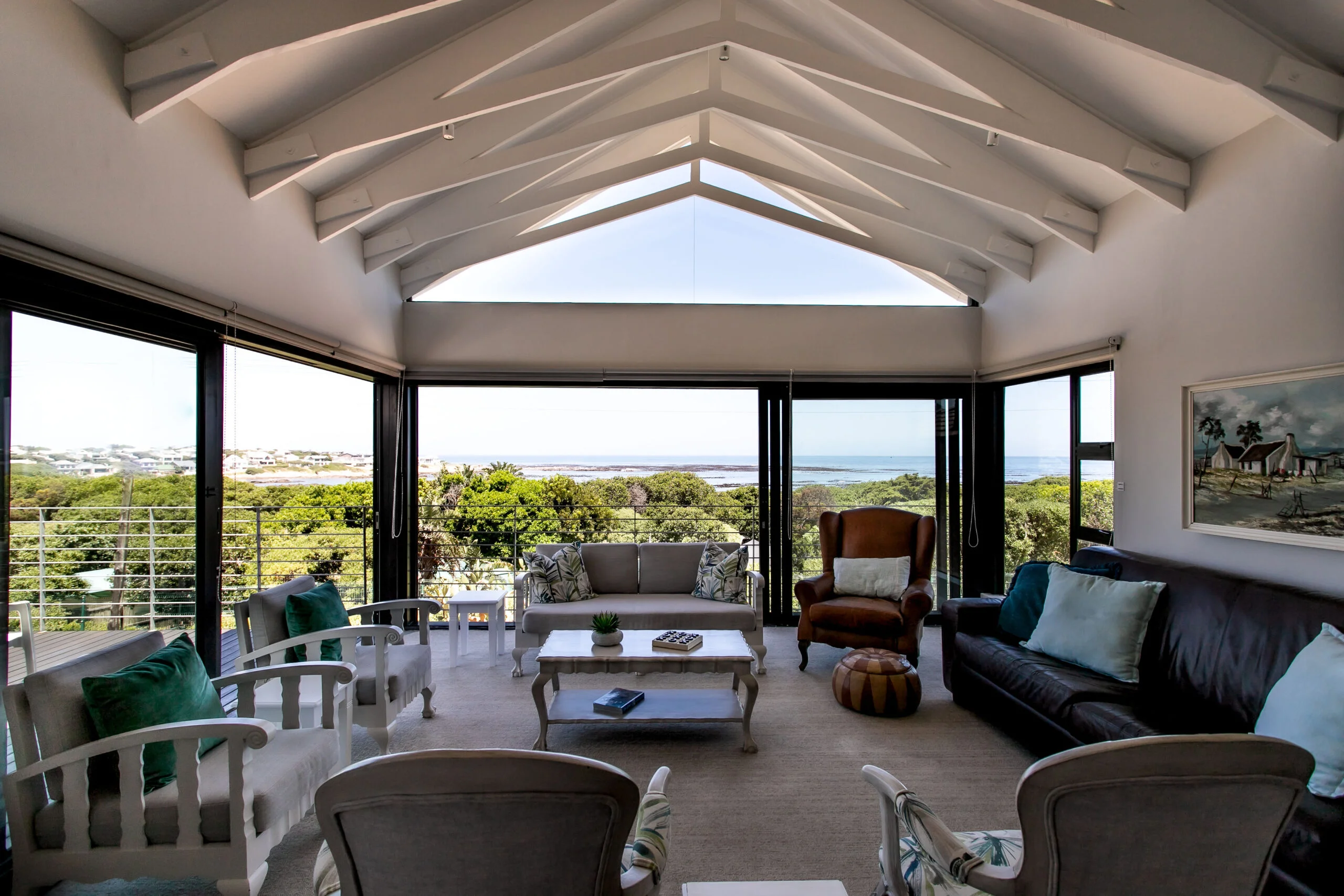 Hermanus Luxury Holiday Homes image 4