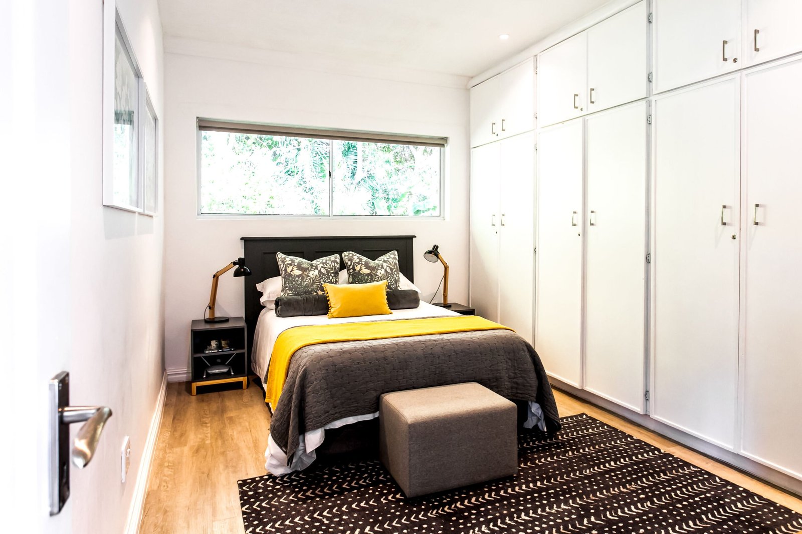 Hermanus Luxury Holiday Homes image 2