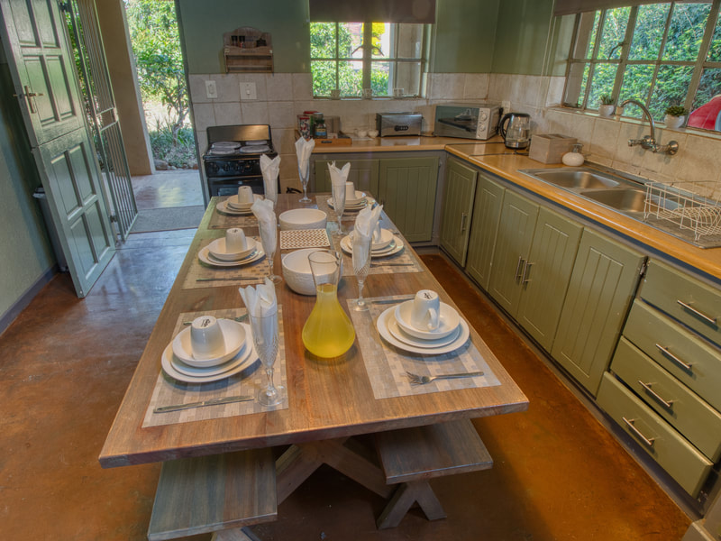 Kruger Park House image 3