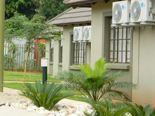Kruger View Chalets image 3