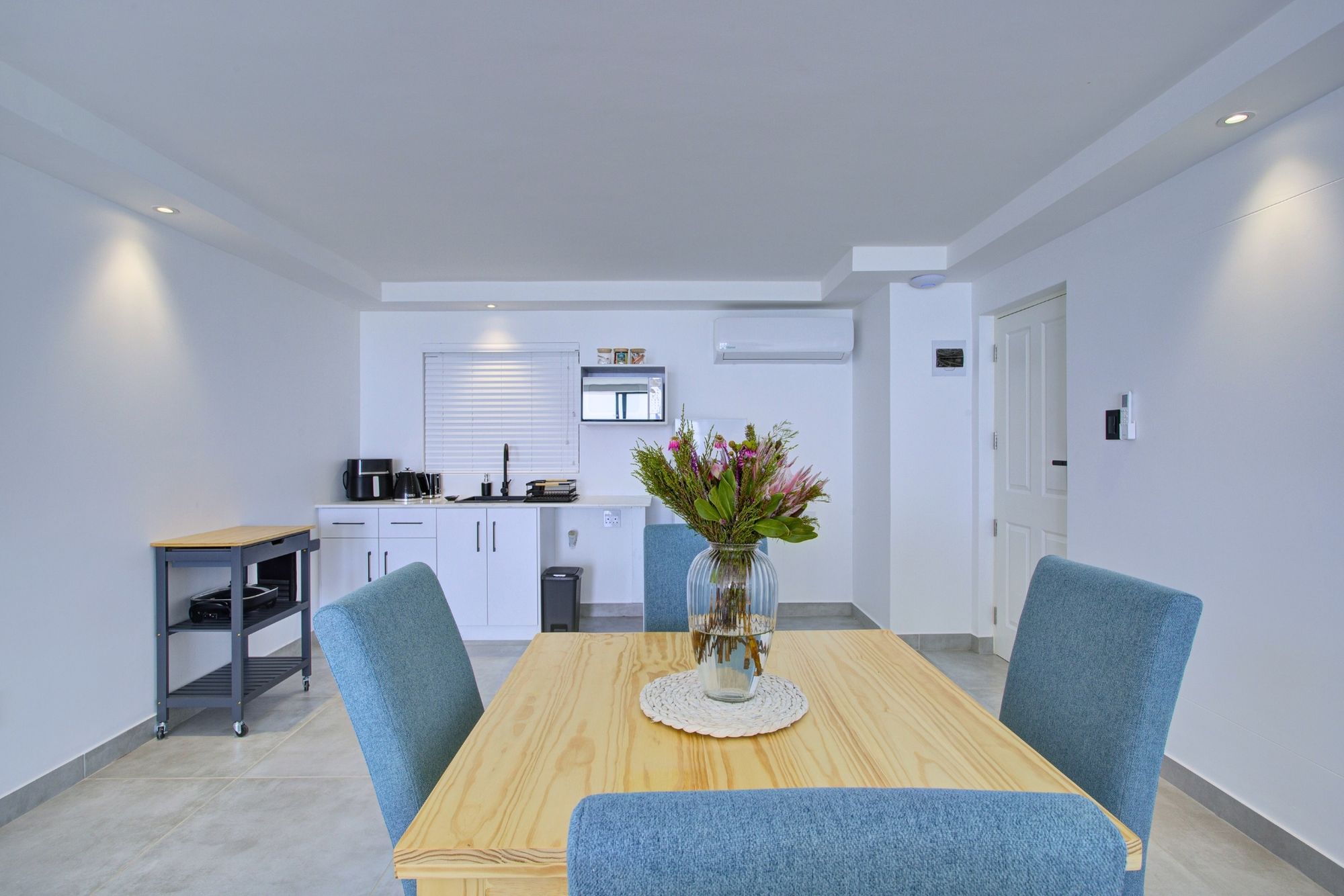 Mossel Bay Waterfront Accommodation image 4