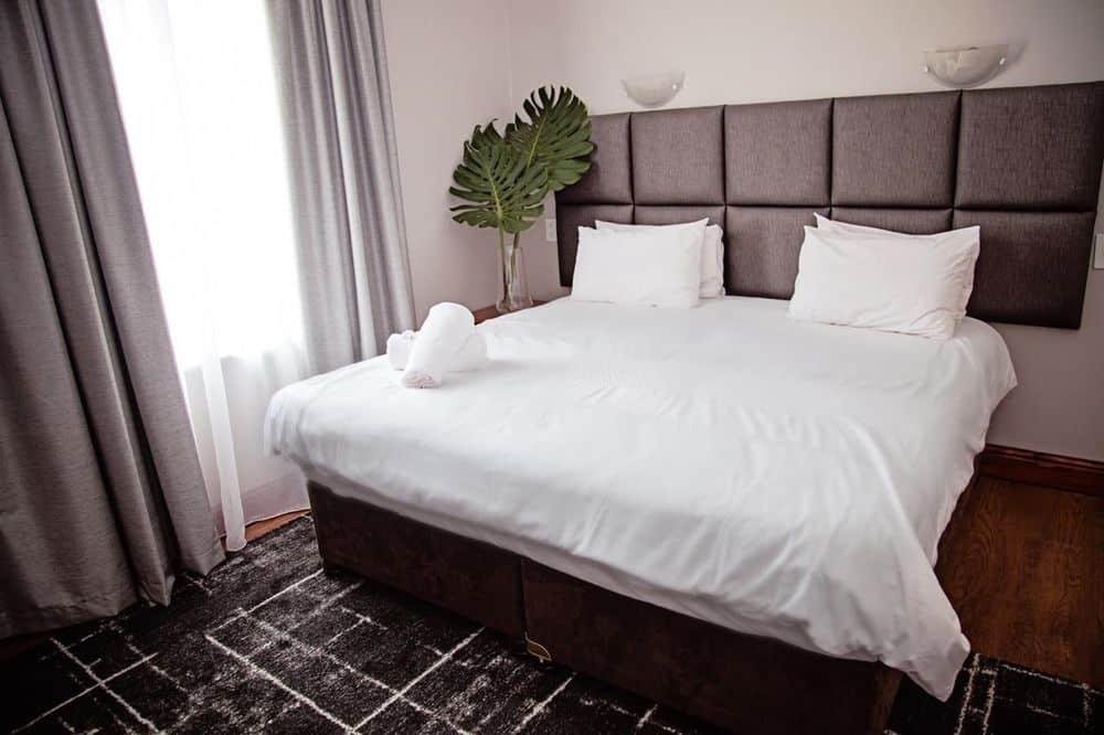 The George Hotel