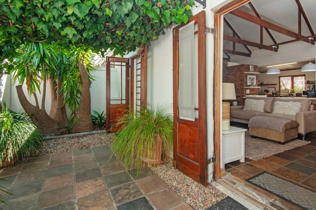 Windsong Cottage image 4