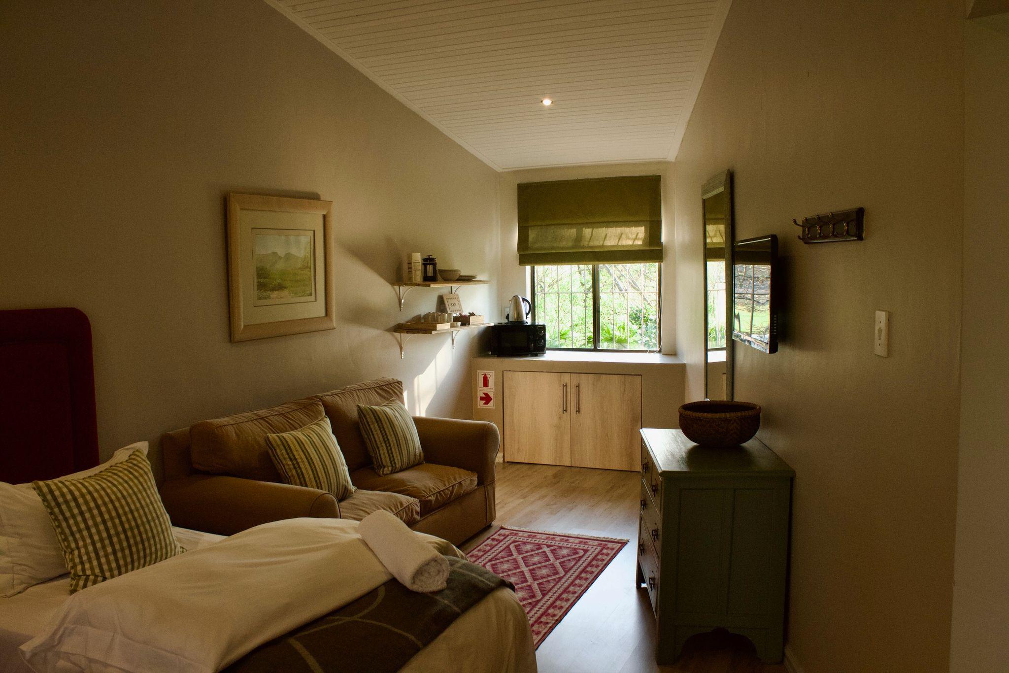 Paarl Nuwerus Lodge image 4