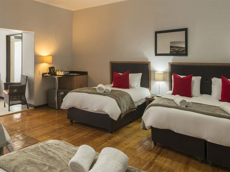 Clanwilliam Hotel