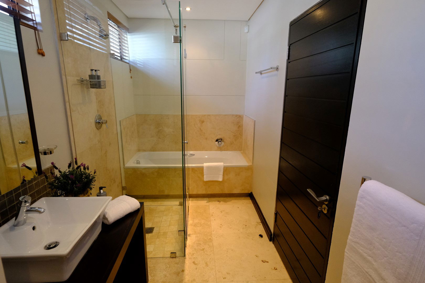 Beta Beach Guest House image 3