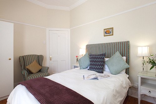 Brooklands House in Rosebank 5