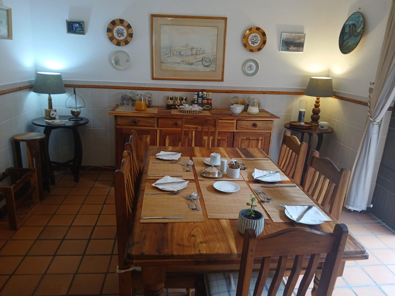 Cedar Lodge Guest House