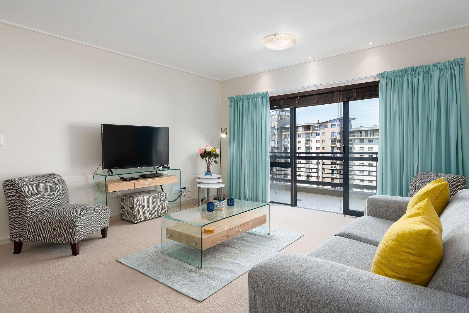 Century City Boutique Self-Catering Apartments image 2