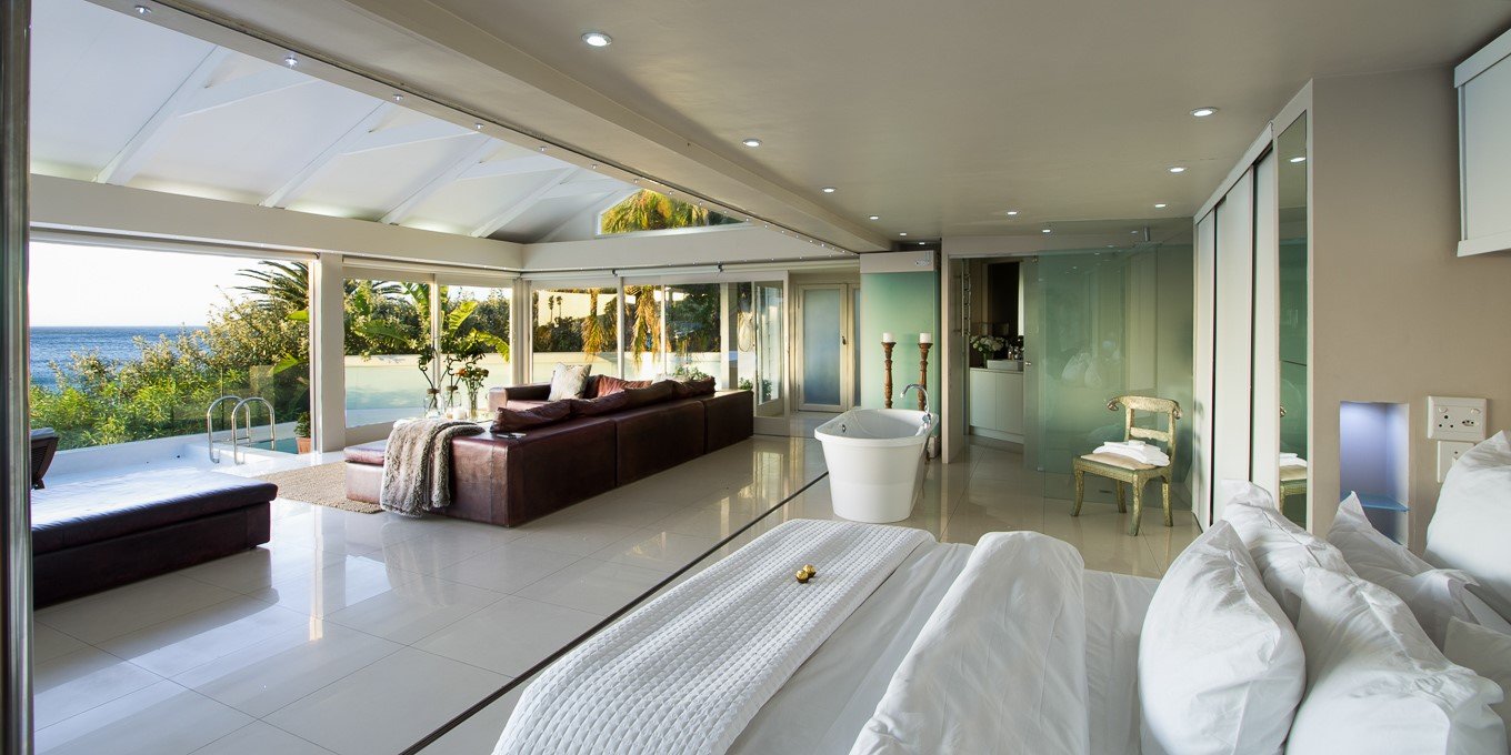 Clifton Beach Bungalow image 2