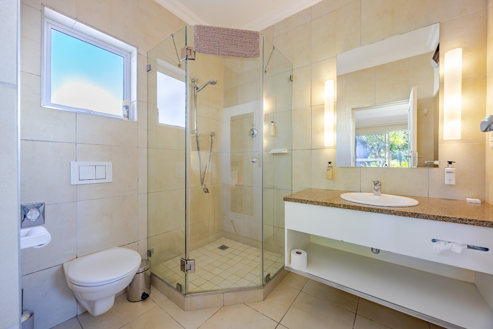 Hajo's Lodge & Spa image 5