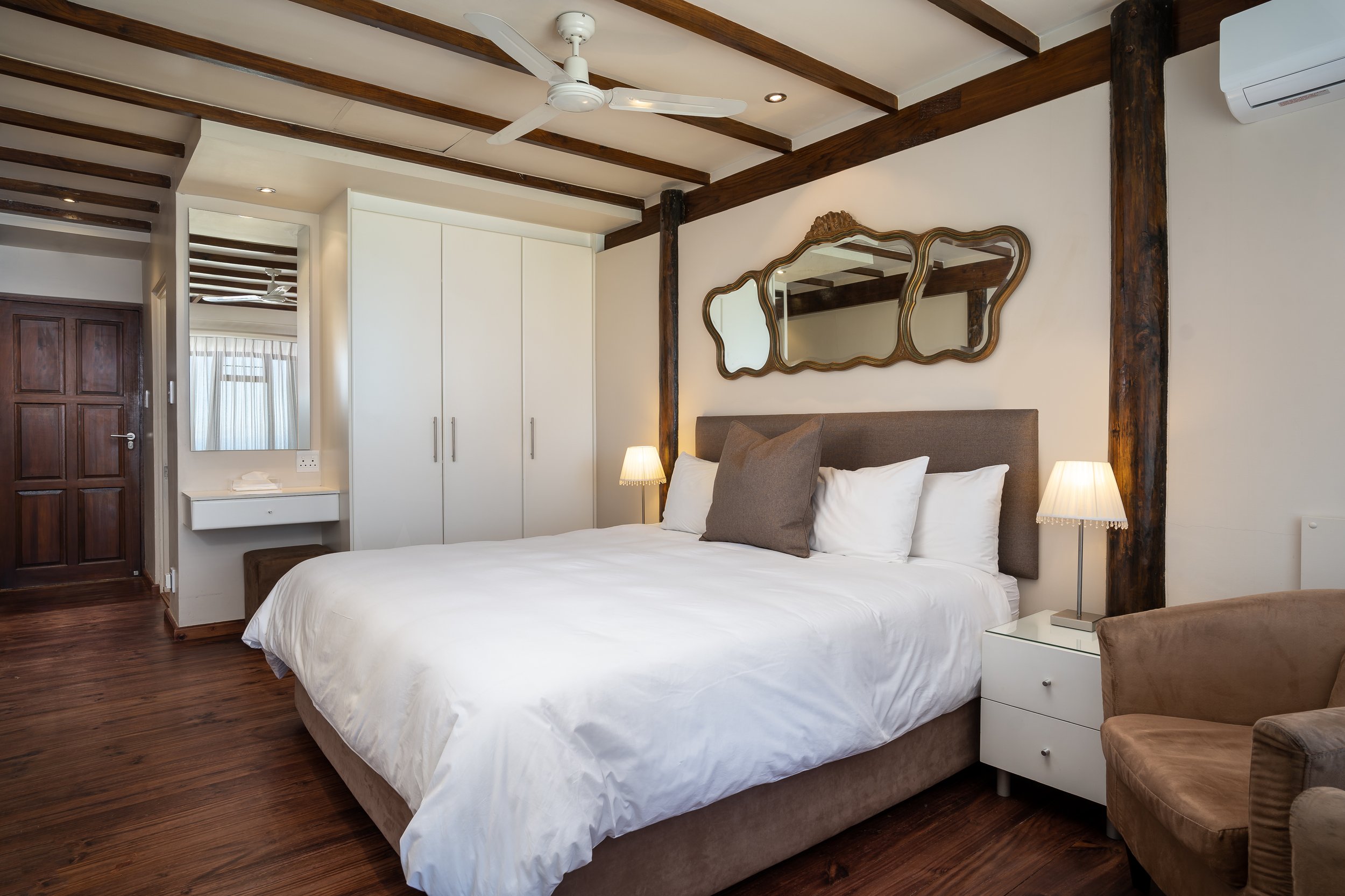 Lalapanzi Lodge Boutique B&B