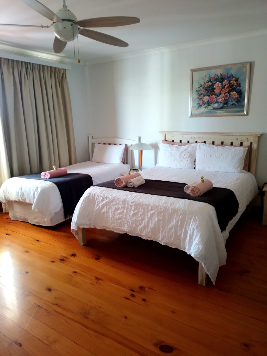 Le Bay Lodge