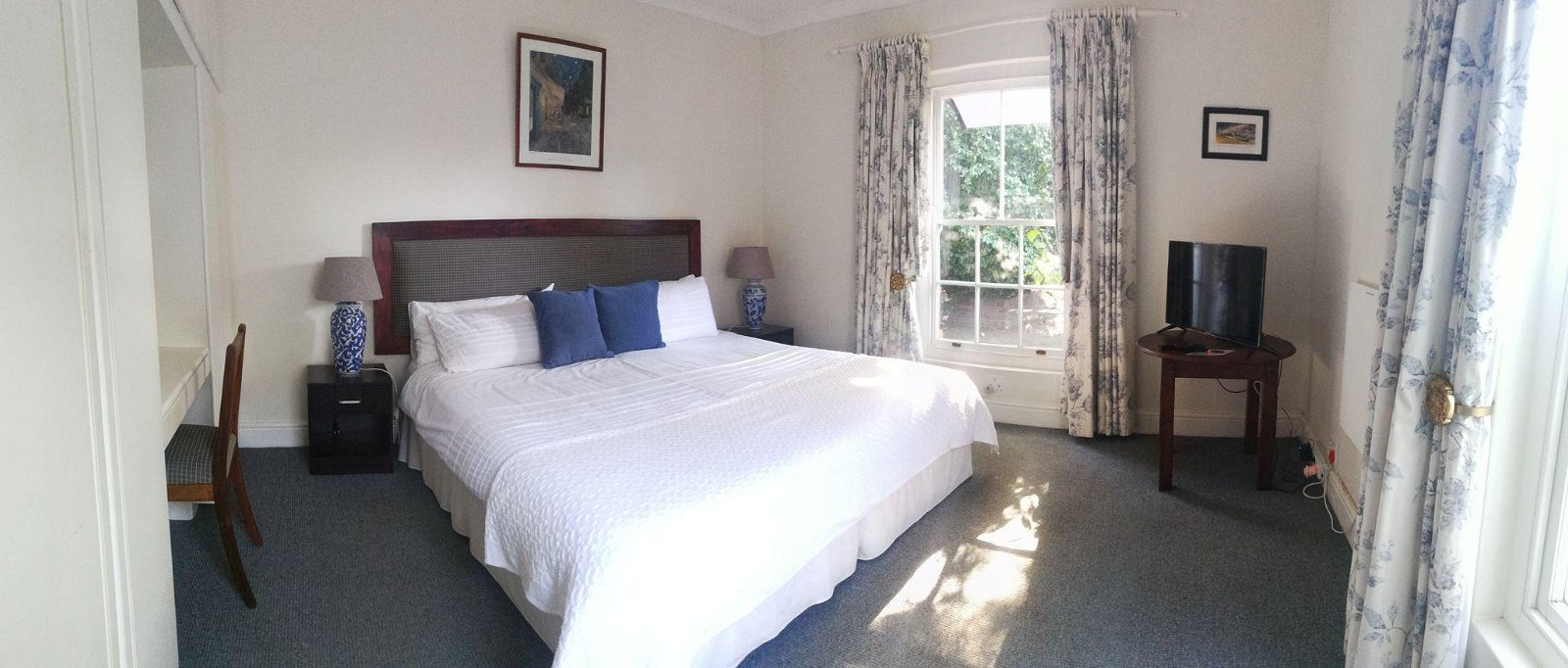 Newlands Guest House image 2
