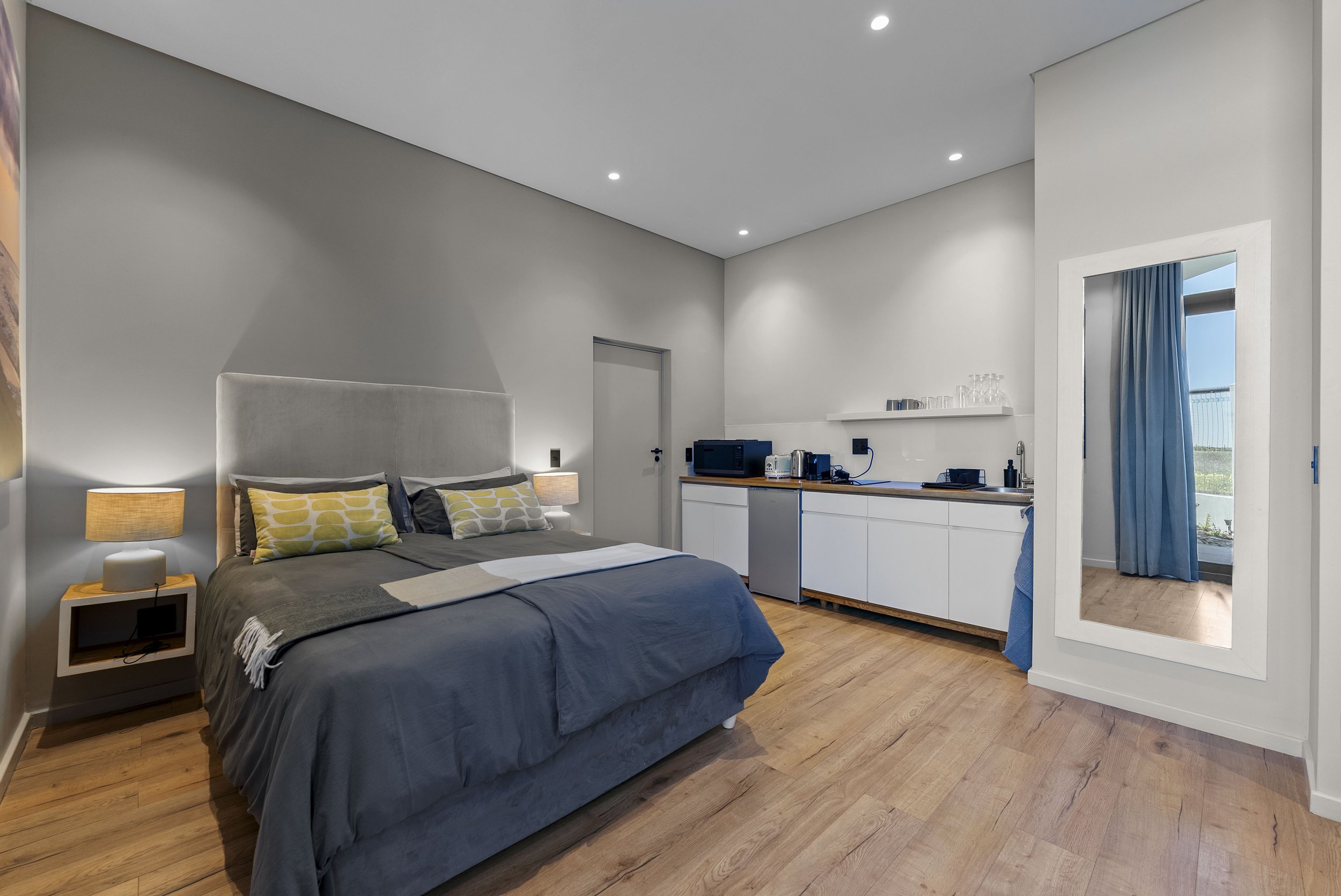 Ocean 12 Apartments
