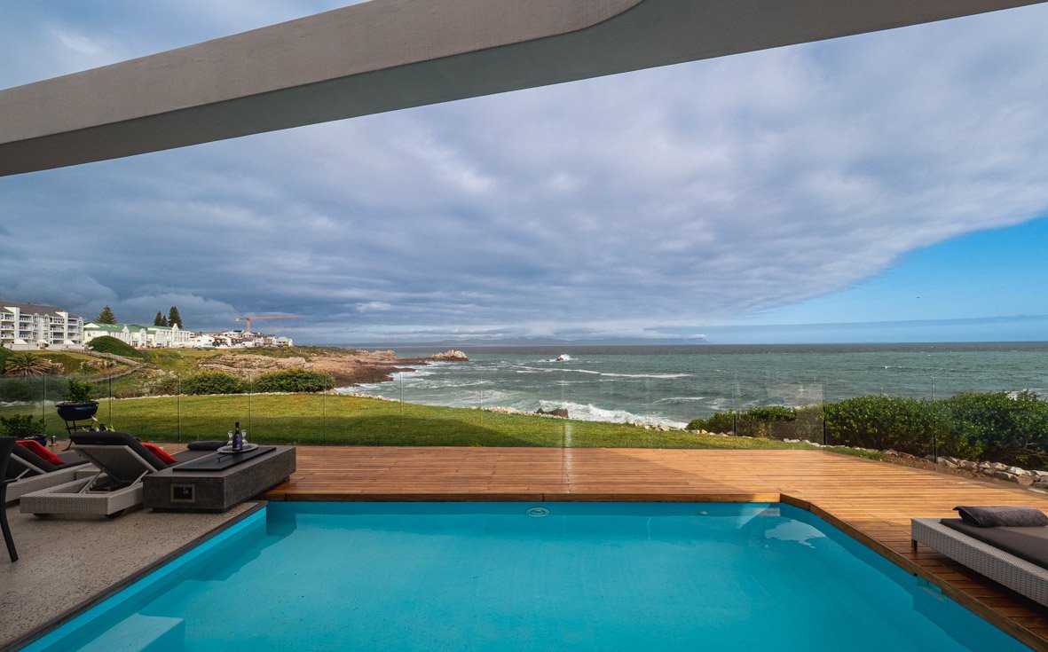 Boutique Ocean Views