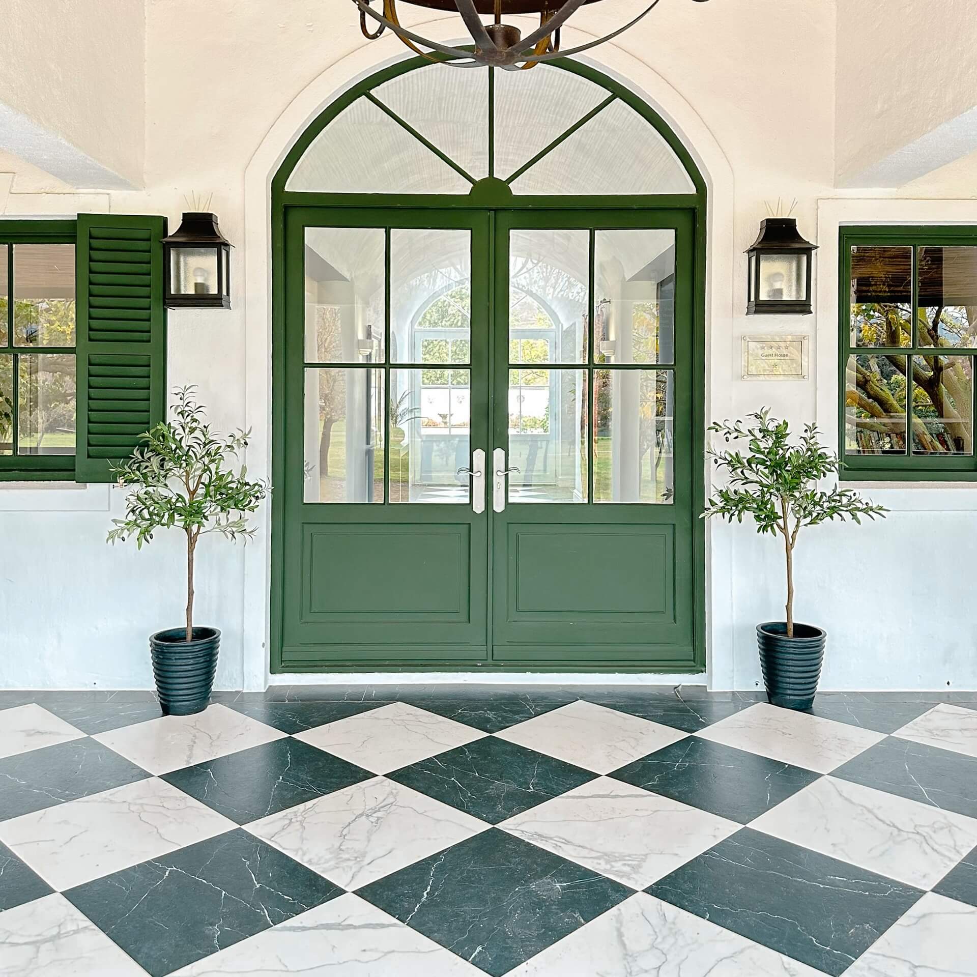 Huguenot House