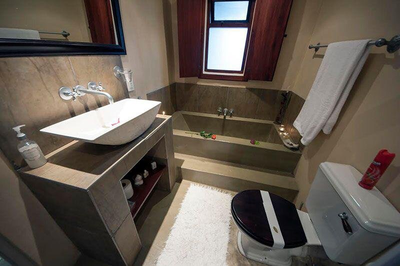 Harfield Guest Villa image 5