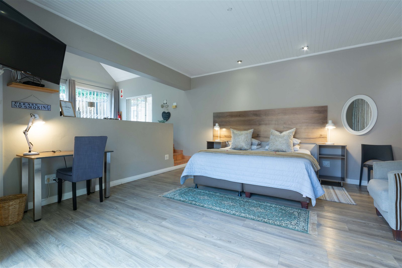 Ourstay (Queensrest & Waverleysrest)