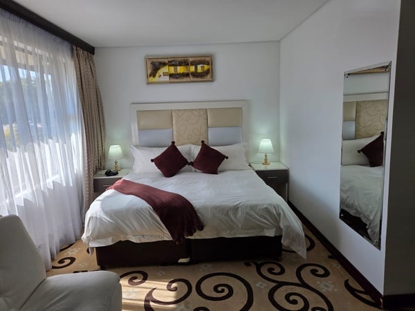 Palm Continental Hotel