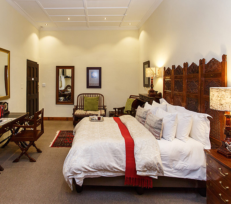 Riverside Guest Lodge