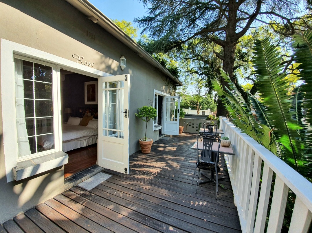 Waterhouse Guest Lodges – Waterkloof Ridge