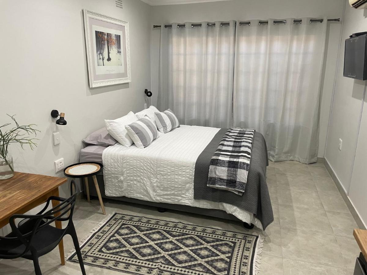 10 Paul Roos – Self Catering Guestrooms