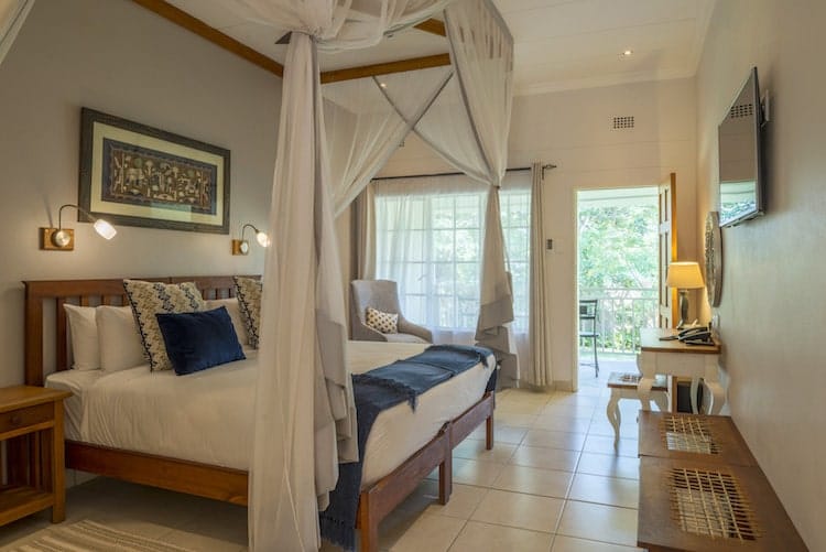 Batonka Guest Lodge in Victoria Falls 5
