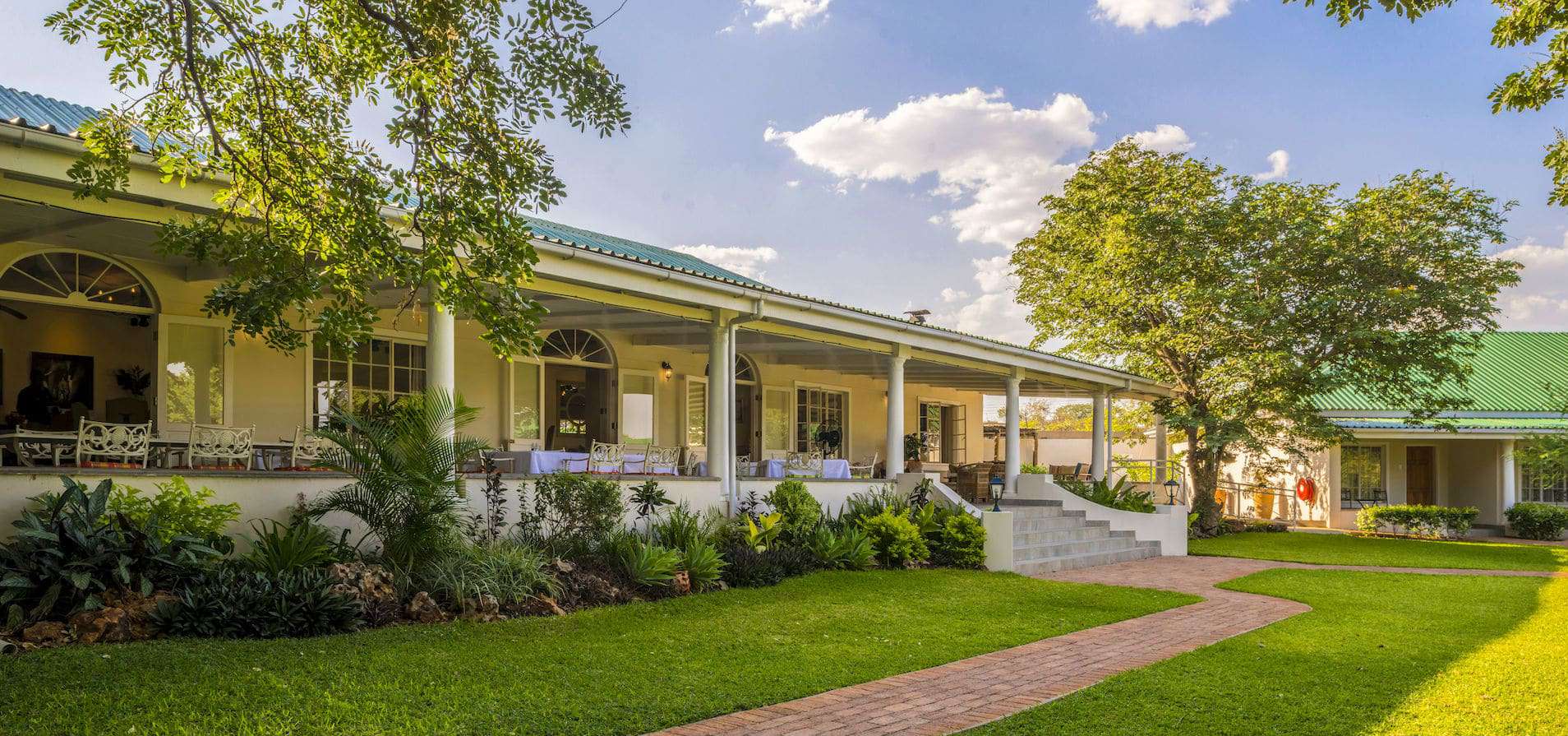 Batonka Guest Lodge in Victoria Falls