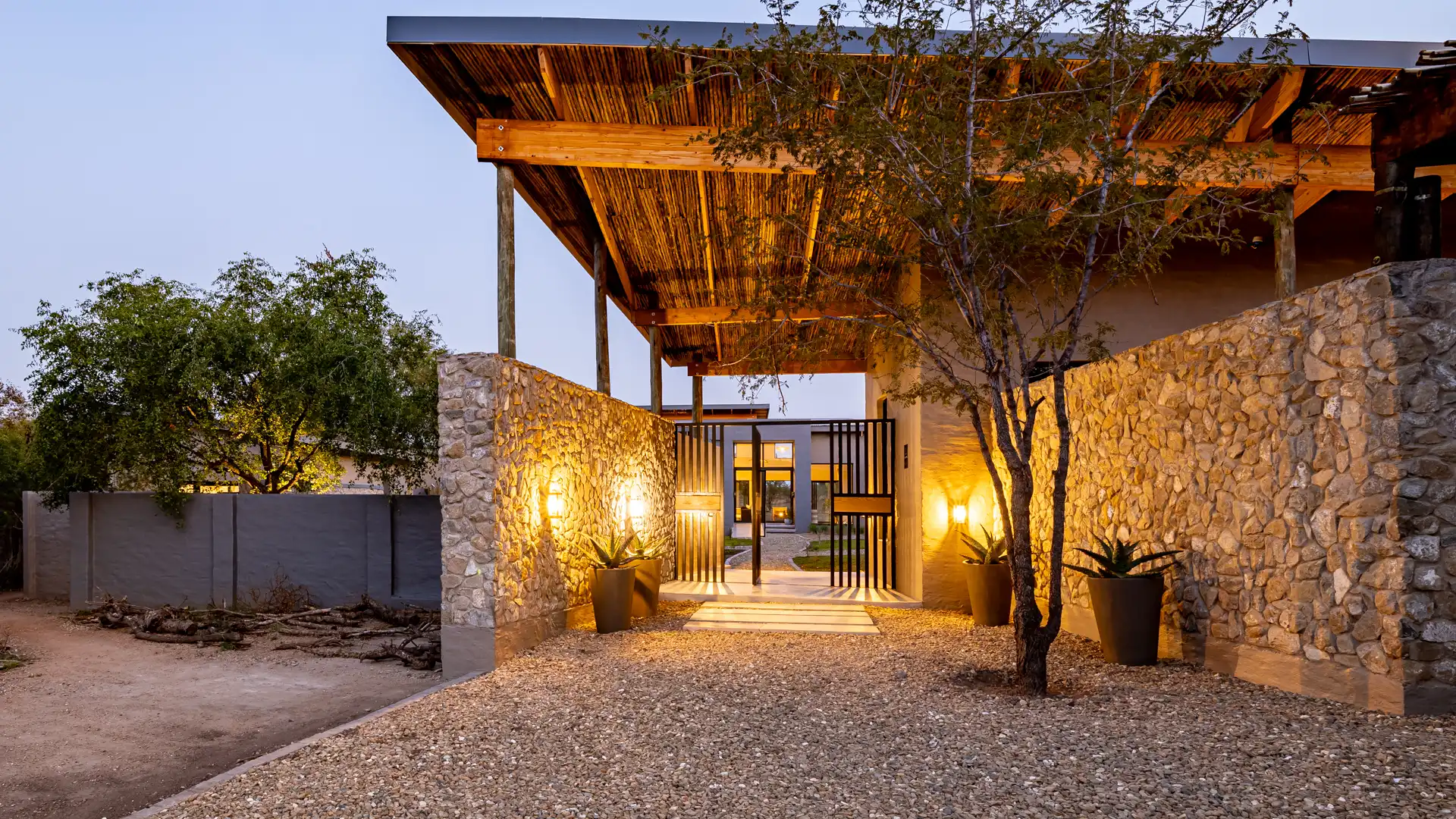 Nare Bush Lodge