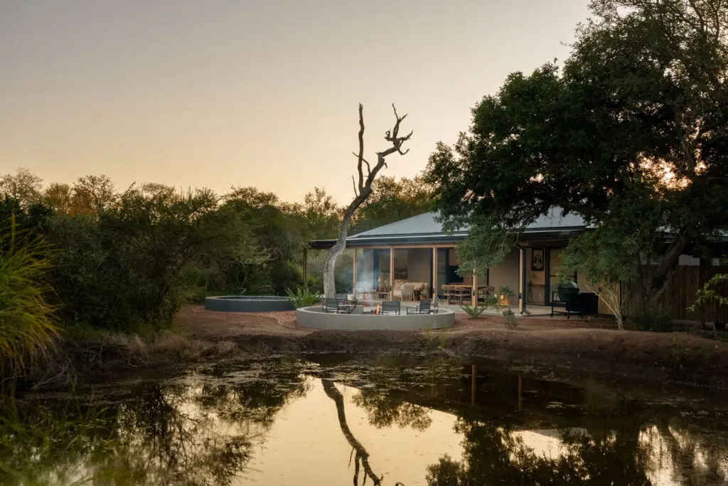 Nomads Den - Private Safari Villas