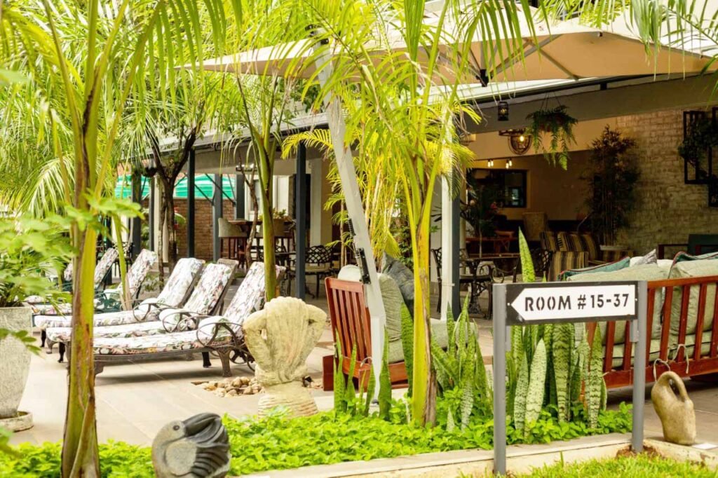 Kasambabezi Lodge in Victoria Falls 2