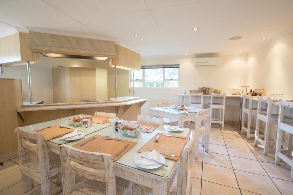 Santorini Guest House & Luxury Suites in Oos-Londen 5