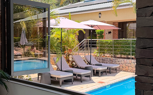 The Shrub Lodge in Victoria Falls 2