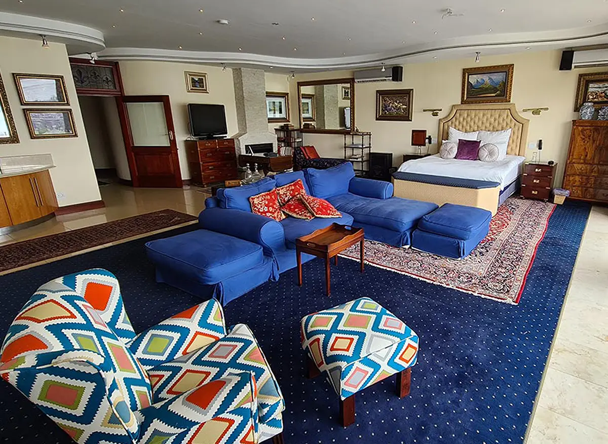 Kosmos Manor Guest House