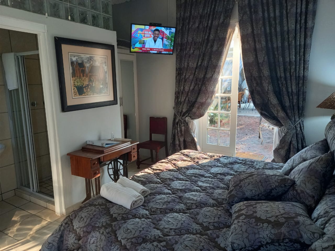 Michael-Angelo Guest House