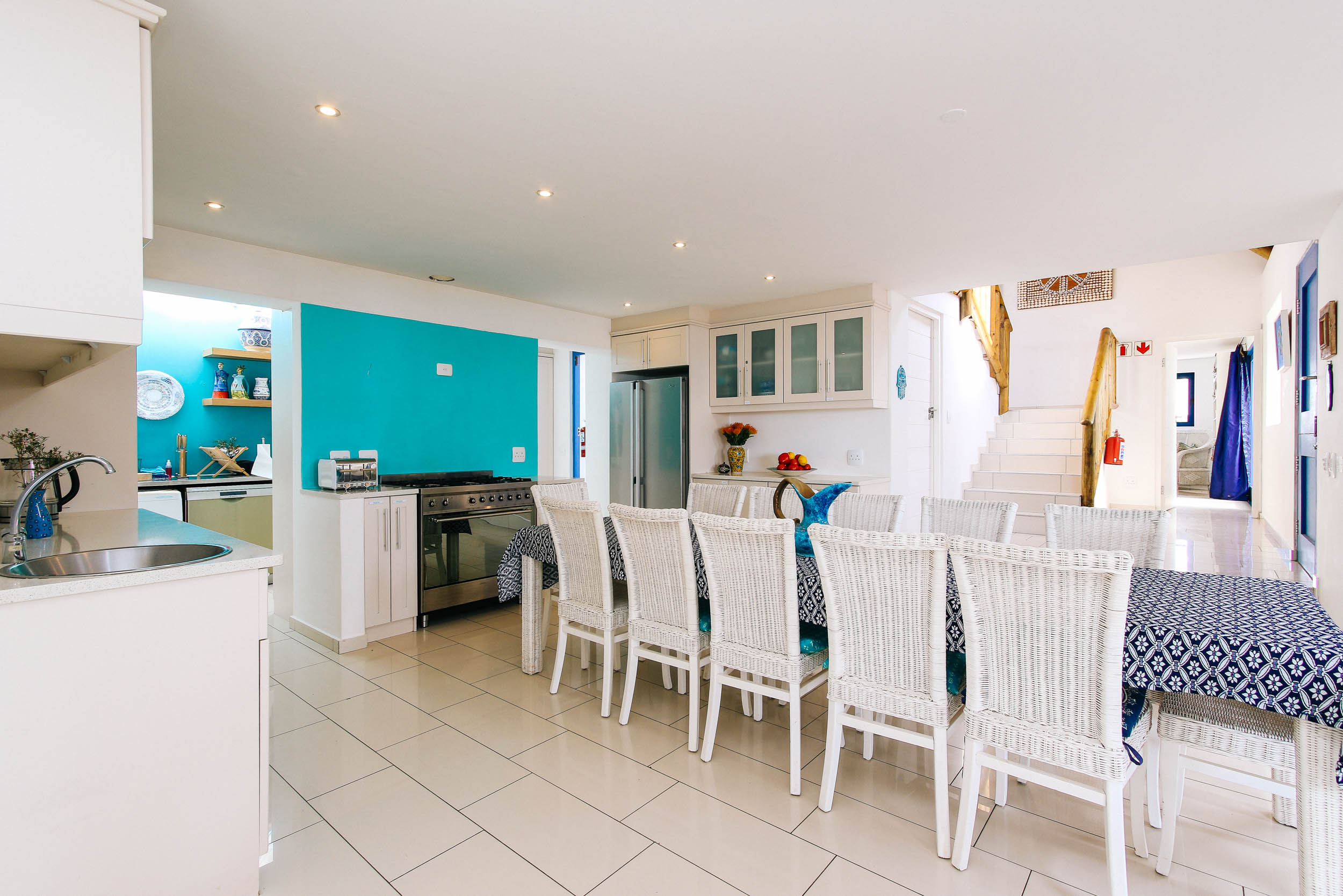 Zula Beach House & Cottage