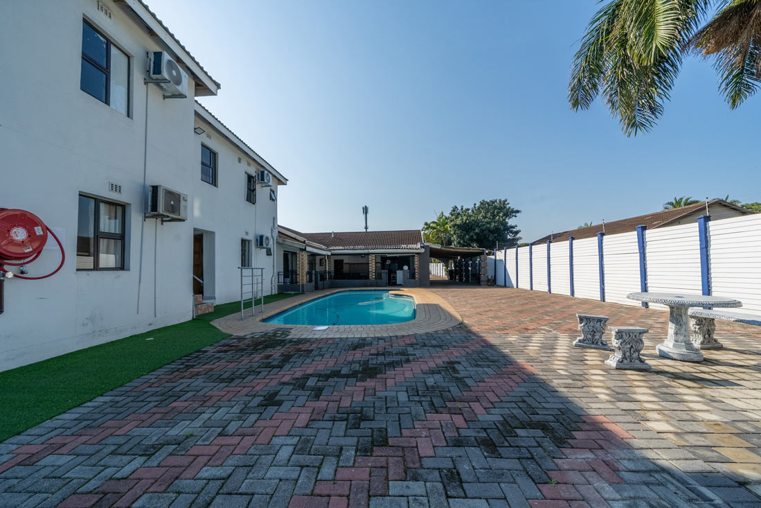 JNC Lodge in Kwambonambi 2
