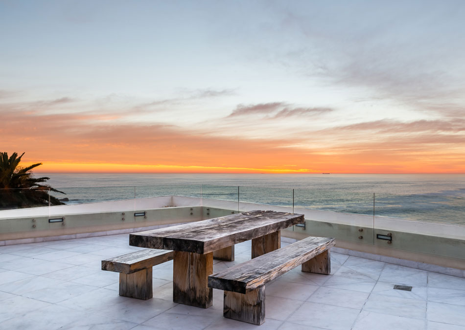 Lion's Eye Luxury Apartments