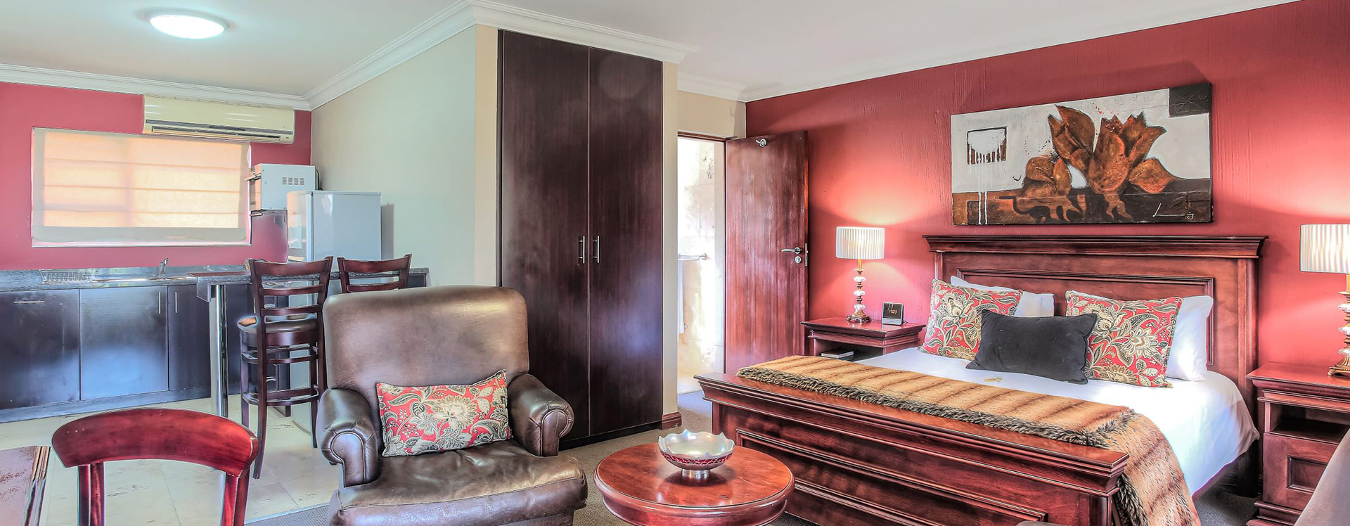 Sunninghill Guest Lodge