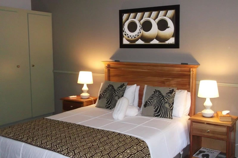 Housemartin Guest Lodge