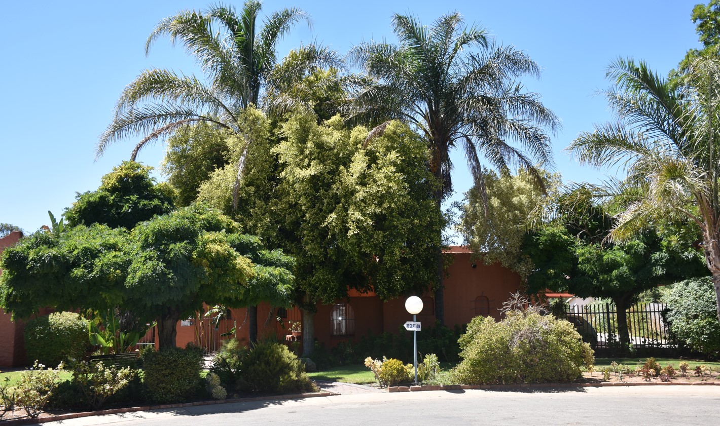 Cul De Sac Country House
