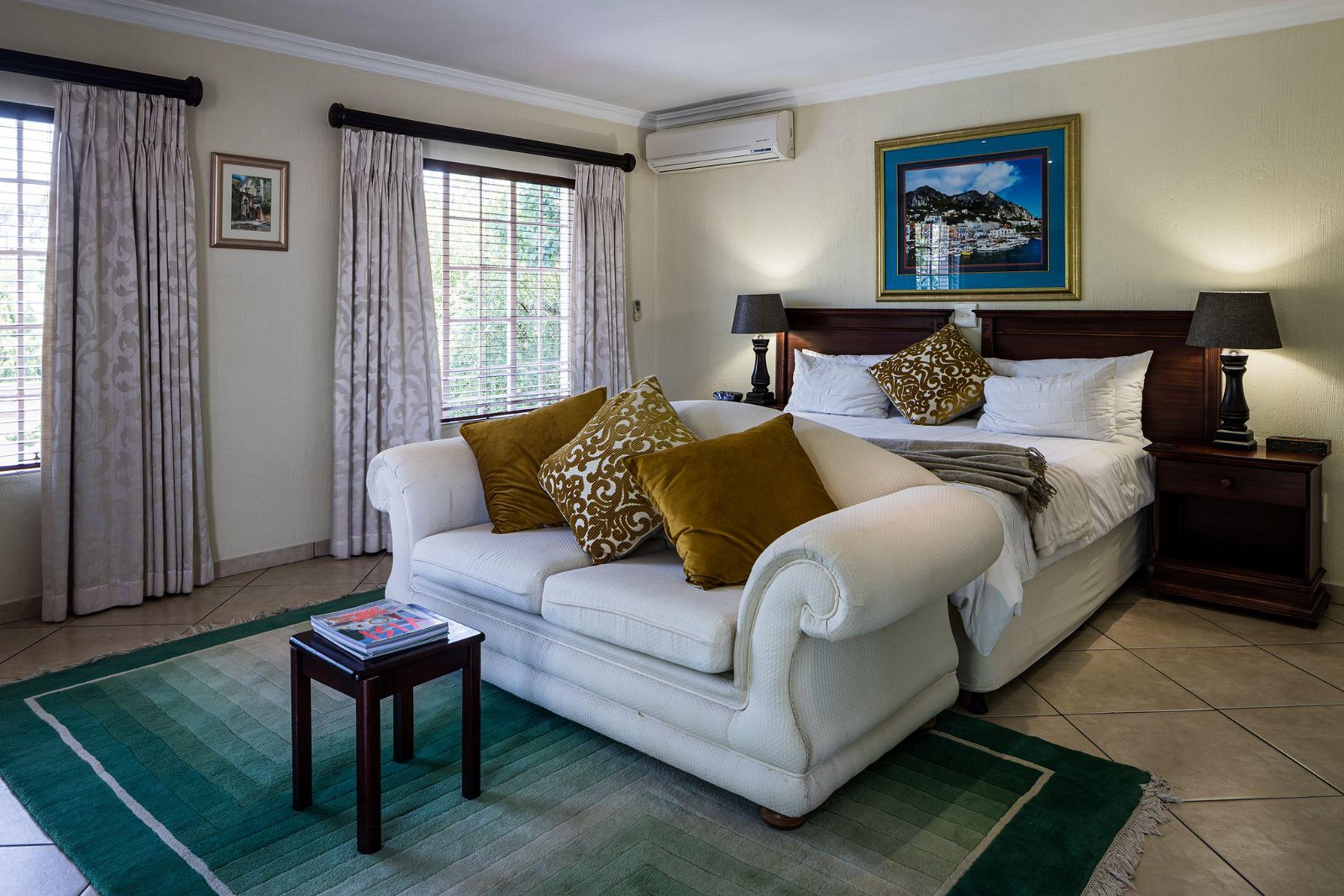 Gallo Manor Executive Bed and Breakfast