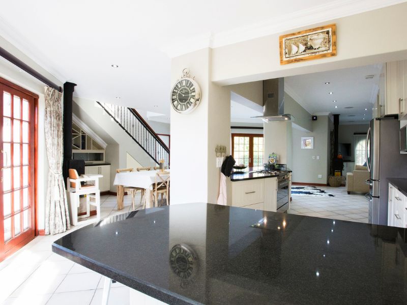 The Browns Luxury Guest Suites & Cottage