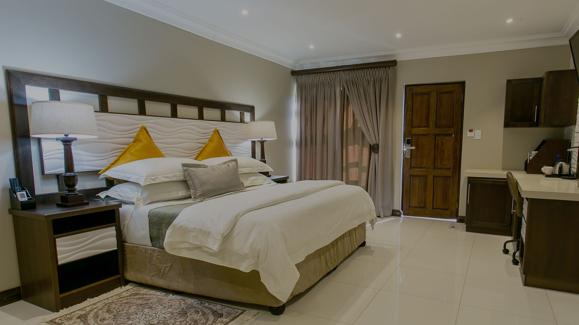 Royl Court Luxury Guesthouse