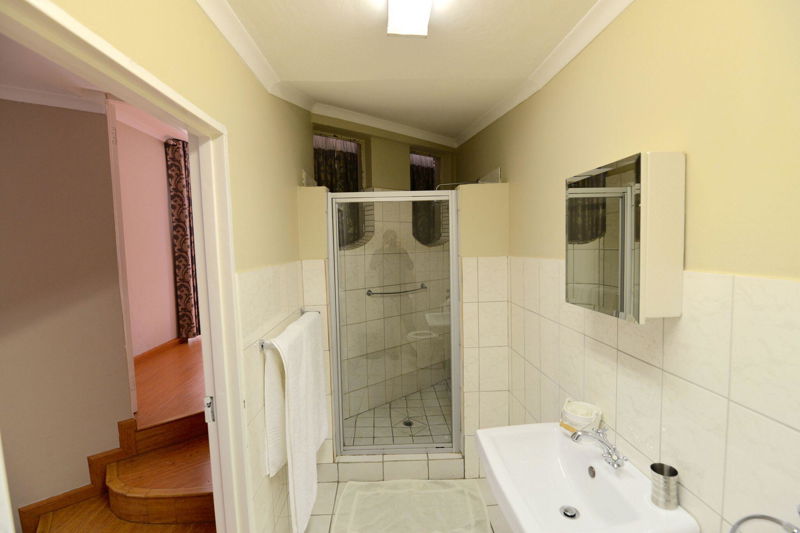 Attache Lodge image 5